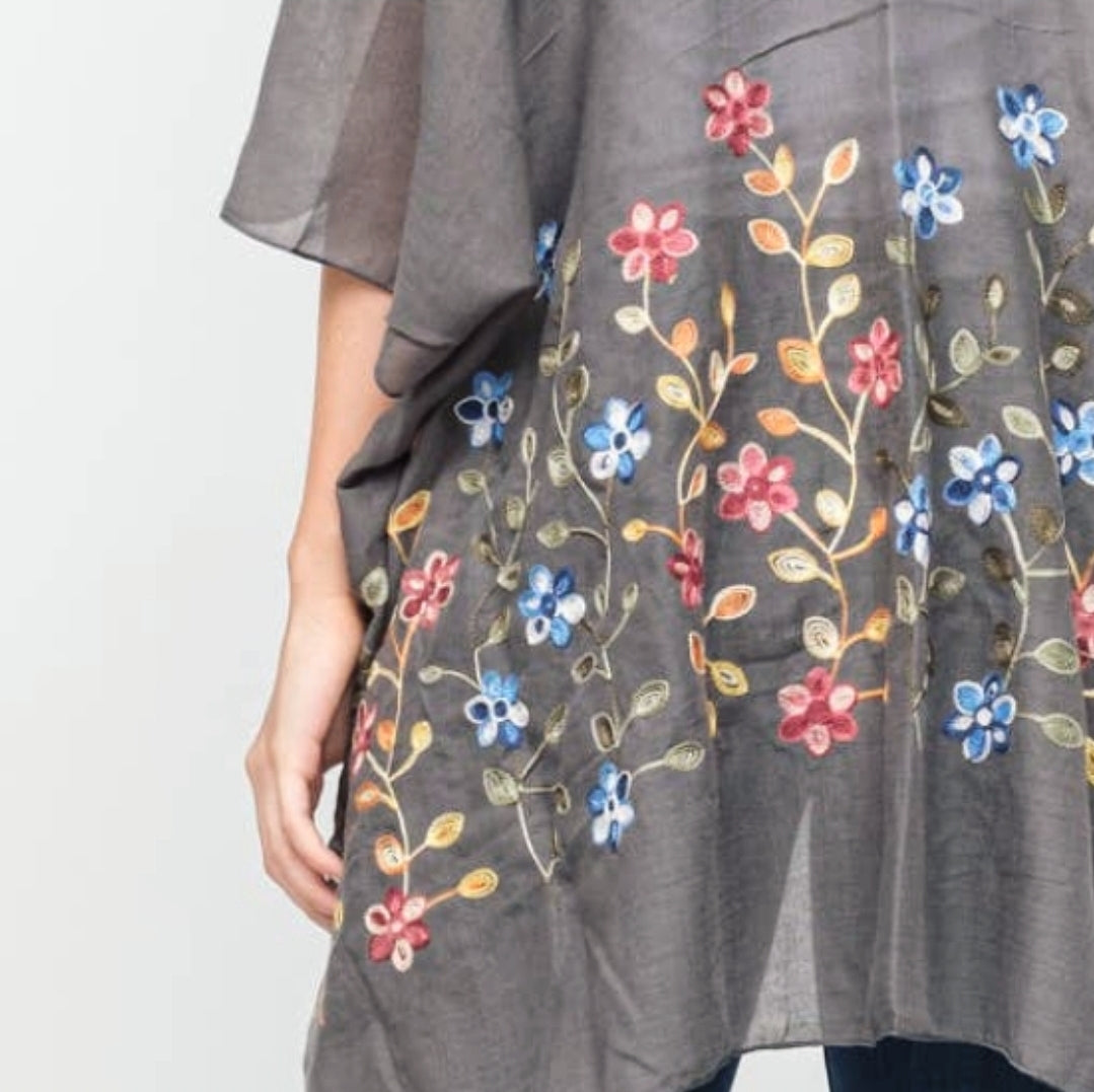 grey floral kimono