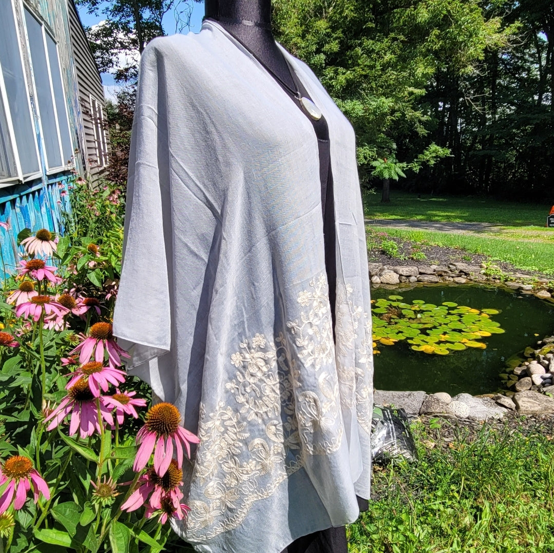 stiched lace kimono- smoke