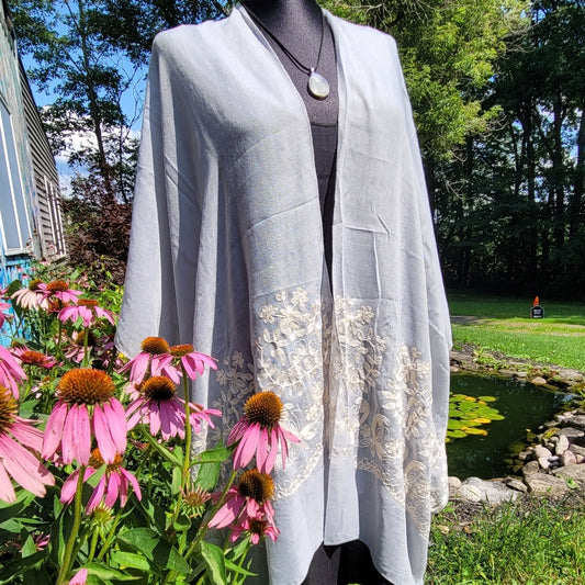 stiched lace kimono- smoke