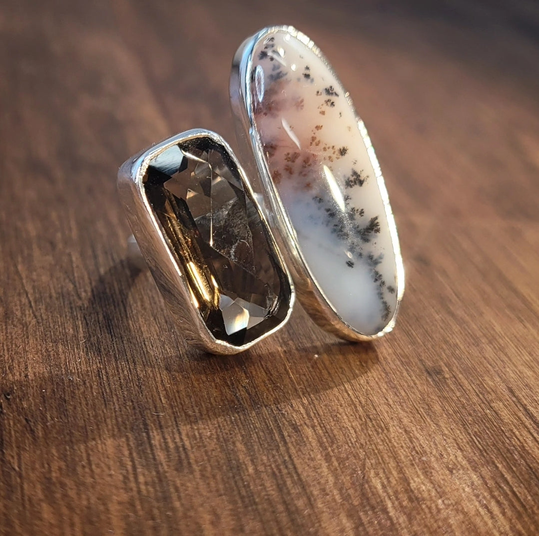 Dendritic agate and smokey quartz ring