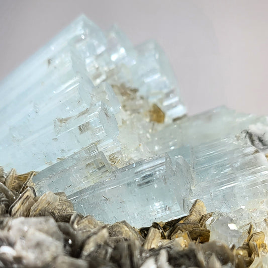 Aquamarine Cluster