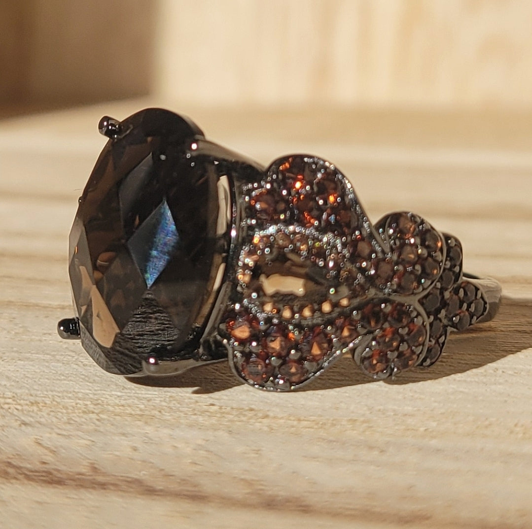 Nyx Ring