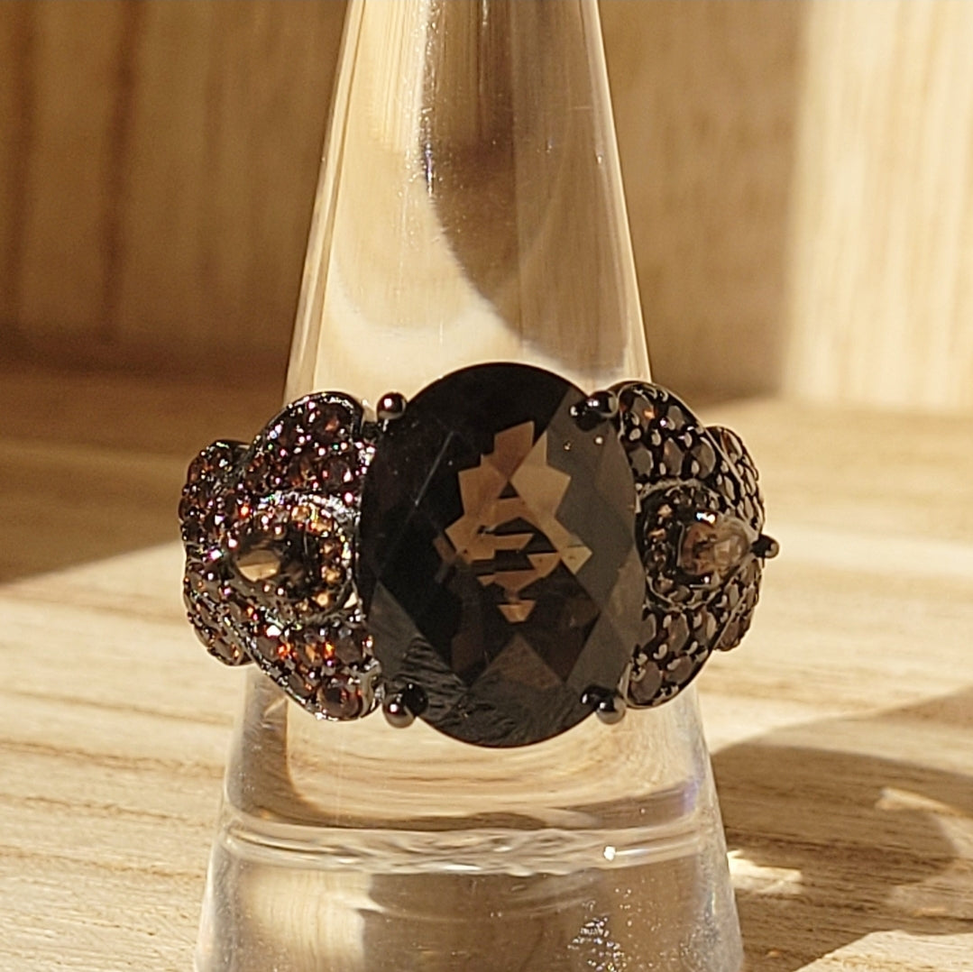 Nyx Ring
