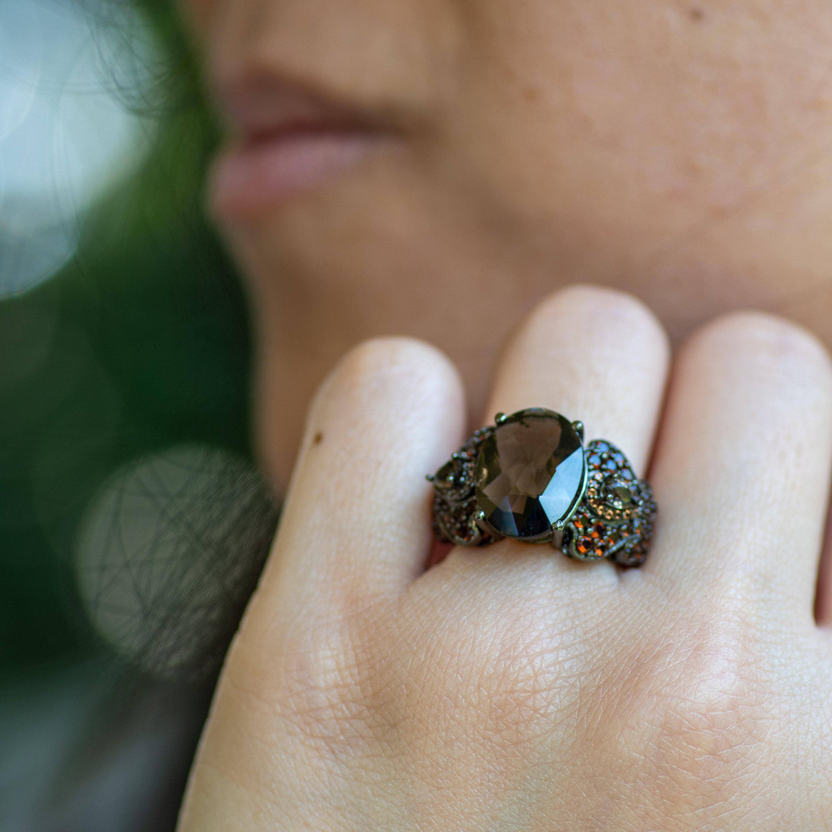 Nyx Ring