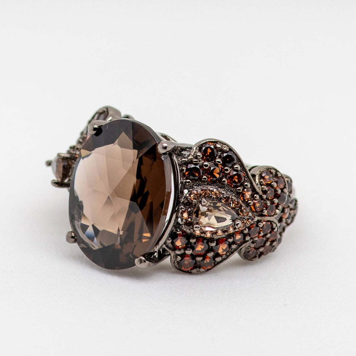 Nyx Ring